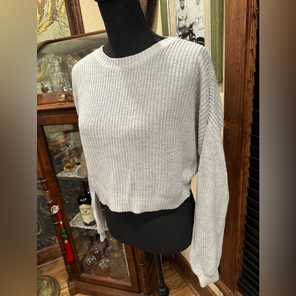 Hollister Crop Sweater Pale Blue Size Small - Picture 4 of 7